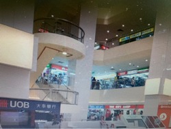 Lucky Plaza (D9), Retail #533591011